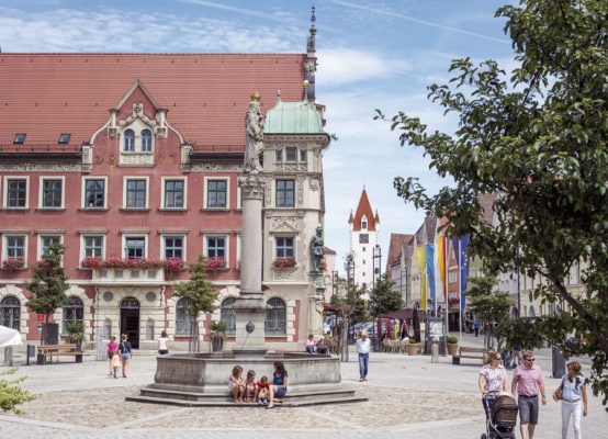 Mindelheim Marienplatz und Rathaus